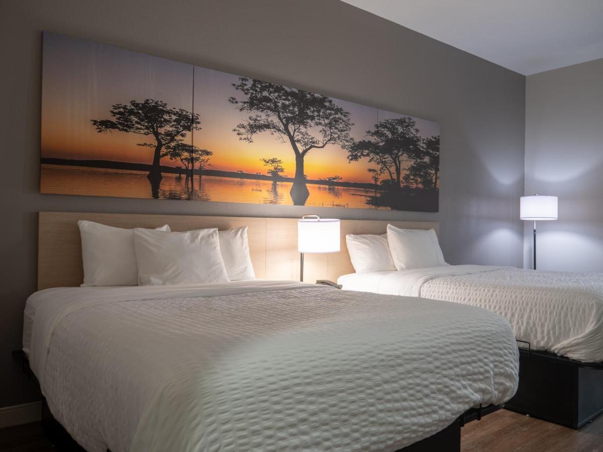 Days Inn & Suites By Wyndham Savannah North I-95 Порт-Вентворт Екстер'єр фото